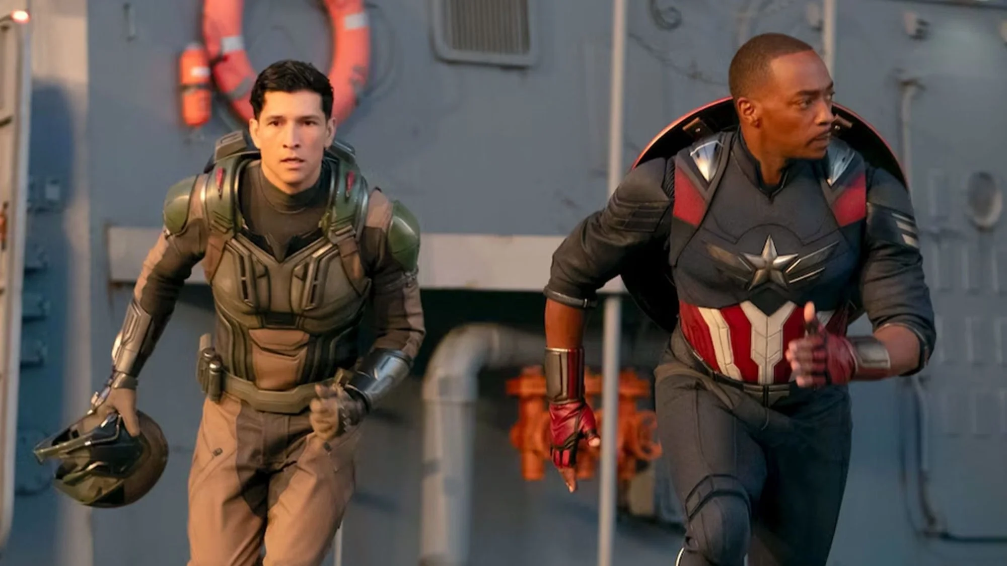 Captain America und Falcon