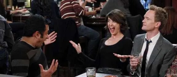 Robin (Colbie Smulders) und Kevin (Kal Penn) spielen %26bdquo;new relationship chicken%26ldquo; © CBS