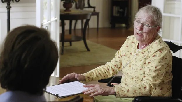 Mrs. McCluskey in %26bdquo;Desperate Housewives%26ldquo; &copy; ABC