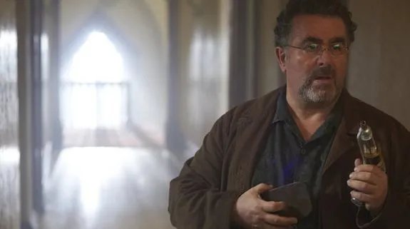 Saul Rubinek alias Artie in %26bdquo;Warehouse 13%26ldquo; &copy; SyFy