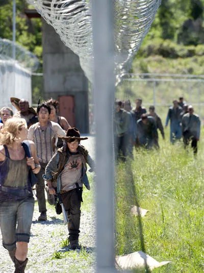 Ausschnitt aus der Episode %26bdquo;Seed%26ldquo; der US-Serie %26bdquo;The Walking Dead%26ldquo; &copy; AMC