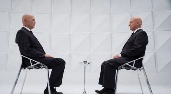 Windmark ( Michael Kospa) und der Commander (James Kidnie) in %26bdquo;Fringe%26ldquo; &copy; Liane Hentscher/FOX