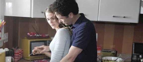 Wie intim kann eine arrangierte Agentenehe werden? &copy; FX Networks