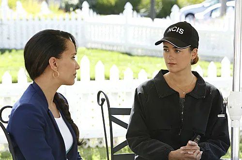 Ziva mit der Ehefrau des vermeintlichen Opfers &copy; CBS
