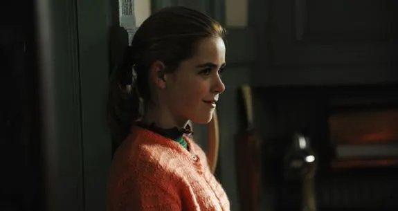 Ob die schwer pubertierende Sally (Kiernan Shipka) sich auch schon Gedanken über den Tod macht? &copy; AMC