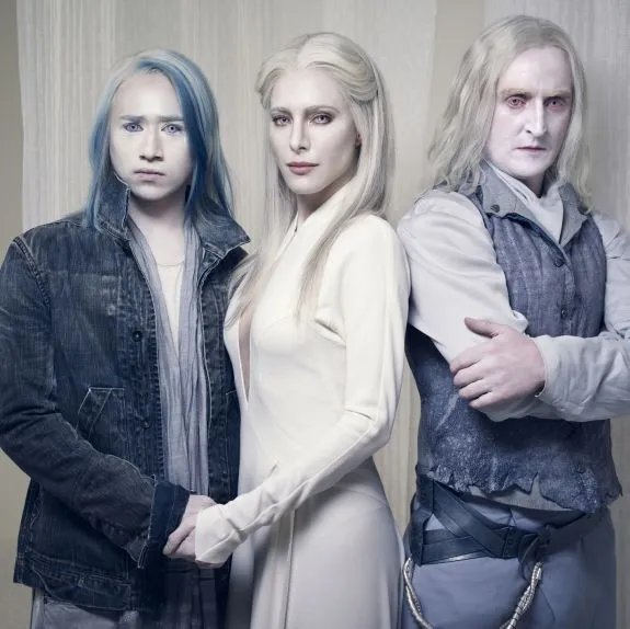 Familie Tarr in %26bdquo;Defiance%26ldquo; © 2012 Syfy Media