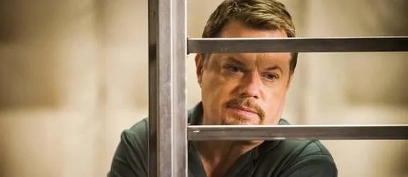 Der angsteinflößende Dr. Gideon (Eddie Izzard) in %26bdquo;Hannibal%26ldquo;. &copy; NBC