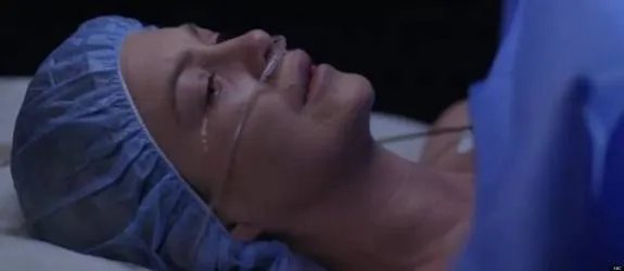 Meredith (Ellen Pompeo) bekommt ihr Kind zu einem denkbar ungünstigen Zeitpunkt... &copy; ABC