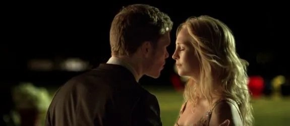 Für Klaroline-Fans gibt die Episode %26bdquo;Graduation%26ldquo; ein kleines Happy End her. &copy; The CW