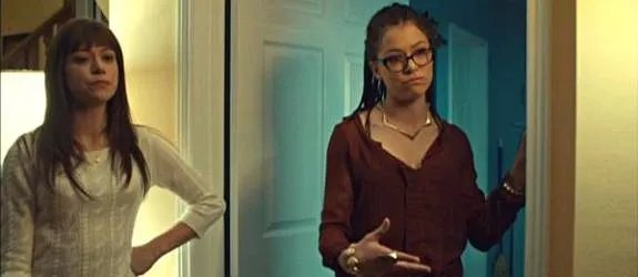 Zwei weitere Doppelgängerinnen von Sarah (Tatiana Maslany): Alison und Cosima. © BBC America