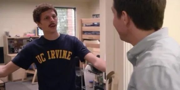 Ein wie immer gelungener Auftritt: George-Michael Bluth (Michael Cera); mit Schnauzbart! Foto &copy; Netflix