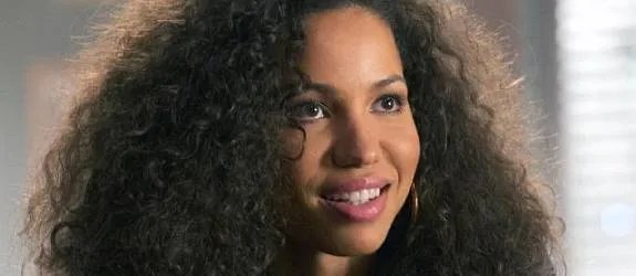 Der Neuzugang Nicole (Jurnee Smollett-Bell) kämpft für die Vampire Unity Society. &copy; HBO