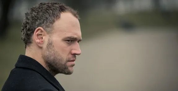 Der Rächer der vermeintlich Entrechteten: Elliot Cowan als Racheengel Tom Marwood Foto &copy; BBC