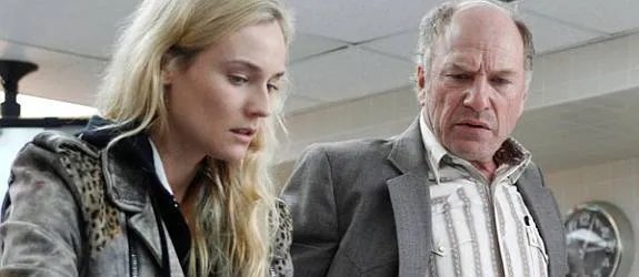 Nicht immer hört Cross (Diane Kruger) auf ihren Mentoren Hank Wade (Ted Levine). &copy; FX
