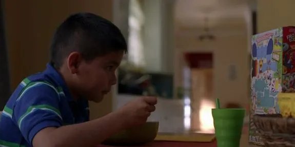 %26bdquo;Froot Loops - good stuff.%26ldquo; Der kleine Brock (Ian Posada) weiß genau; was gut für ihn ist und was nicht. &copy; AMC