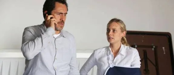 Sonya Cross (Diane Kruger) und Marco Riuz (Demian Bichir) sind fast am Ende ihrer Kräfte. © FX