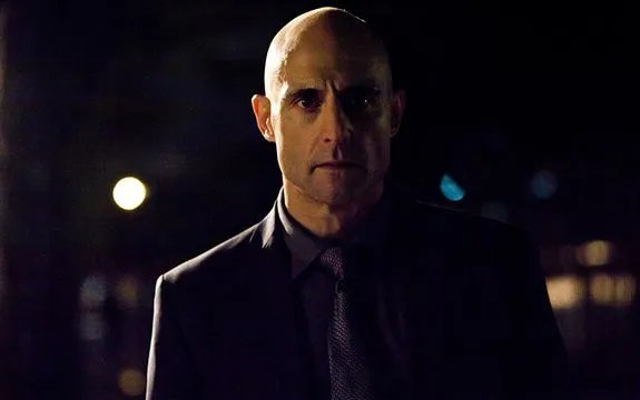 Frank Agnew (Mark Strong) auf Abwegen in Chicago. &copy; AMC