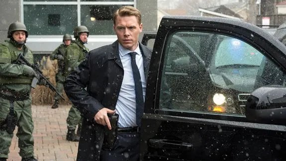 Dient in der Auftaktepisode nur der Staffage: Diego Klattenhoff als FBI-Agent Donald Ressler. Foto &copy; NBC