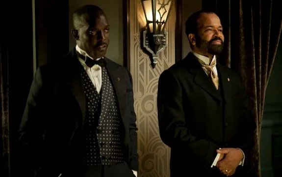 Wie eine Krake breitet sich Dr. Valentin Narcisse (Jeffrey Wright; r.) schleichend in Atlantic City aus. &copy; HBO