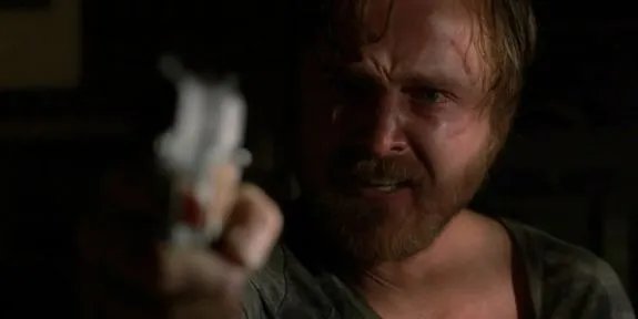 Beim finalen Showdown verweigert Jesse (Aaron Paul) seinem Ersatzvater den letzten Wunsch. &copy; AMC