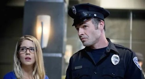 Szenenfoto aus der Episode %26bdquo;City of Heroes%26ldquo; der US-Serie %26bdquo;Arrow%26ldquo; &copy; The CW
