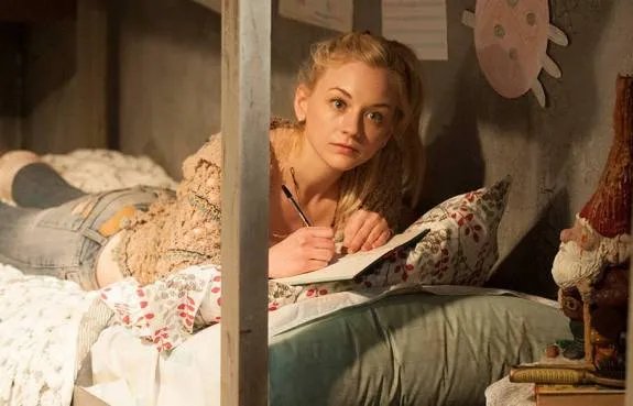 Beth nimmt die schlechte Nachricht gefasst auf. Szenenfoto aus der Episode %26bdquo;30 Days without an Accident%26ldquo;der US-Serie %26bdquo;The Walking Dead%26ldquo; &copy; AMC