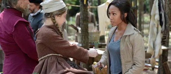 Ob das abgelehnte Blumengeschenk für Abbie (Nicole Beharie) noch Konsequenzen haben wird? &copy; FOX