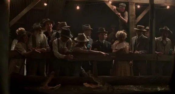 Spaßhaben in Florida: Nucky und Konsorten bei einem Alligatorenkampf. &copy; HBO