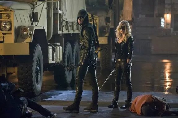 Szenenfoto aus der Episode %26bdquo;Crucible%26ldquo; der US-Serie %26bdquo;Arrow%26ldquo; &copy; The CW