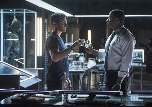 Szenenfoto aus der Episode %26bdquo;League of Assassins%26ldquo; der US-Serie %26bdquo;Arrow%26ldquo; &copy; The CW