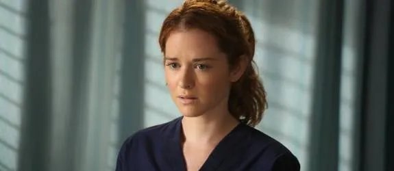 April (Sarah Drew) entschließt sich am Ende doch dagegen; vor der Hochzeit mit ihrem Freund zu schlafen. &copy; ABC