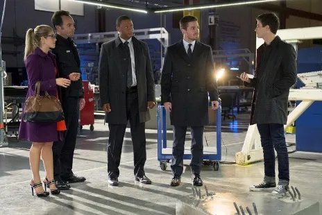 Szenenfoto aus der Episode %26bdquo;The Scientist%26ldquo; der US-Serie %26bdquo;Arrow%26ldquo; &copy; The CW