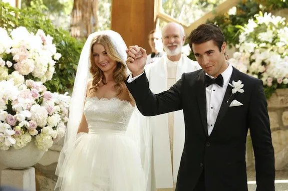 Emily und Daniel haben in %26bdquo;Revenge%26ldquo; tatsächlich geheiratet. © ABC