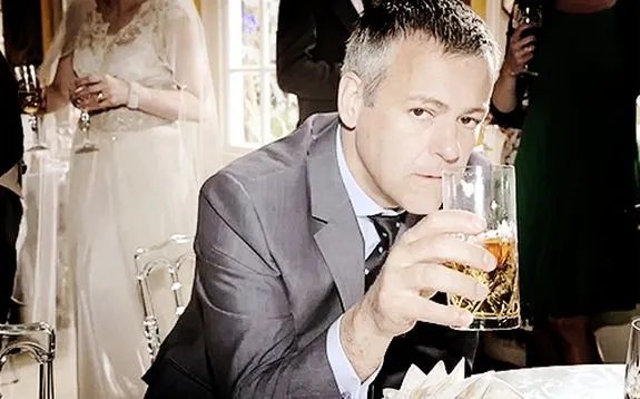Greg %26bdquo;Gavin%26ldquo; Lestrade (Rupert Graves) fungiert fast nur noch als Schuhabstreifer für Sherlock Holmes. Schade. &copy; BBC