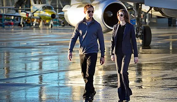 Die Helden des Tages am Ende ebenjenes: Gabriel (Josh Holloway) und Riley (Meghan Ory). © CBS