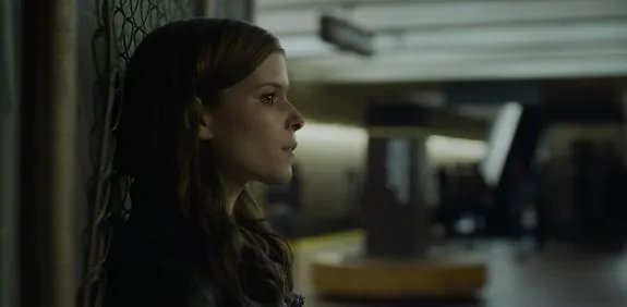 Zoe Barnes (Kate Mara) wird in der nächsten Szene von Frank Underwood ermordet. &copy; Netflix