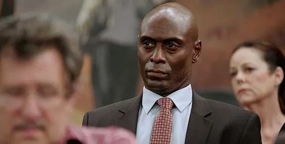 Lance Reddick (%26bdquo;The Wire%26ldquo;) spielt Boschs Vorgesetzten Irvin Irving. &copy; Amazon