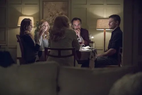 Szenenfoto aus der Episode %26bdquo;Time of Death%26ldquo; der US-Serie %26bdquo;Arrow%26ldquo; &copy; The CW