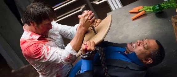 Bald wird Jack Crawford (Laurence Fishburne) das Monster in Dr. Lecter (Mads Mikkelsen) erkennen. &copy; NBC