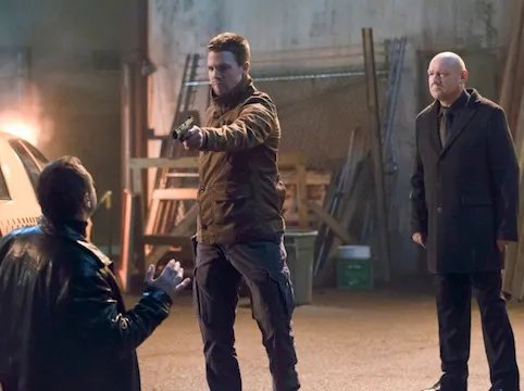 Szenenfoto aus der Episode %26bdquo;Suicide Squad%26ldquo; der US-Serie %26bdquo;Arrow%26ldquo; &copy; The CW