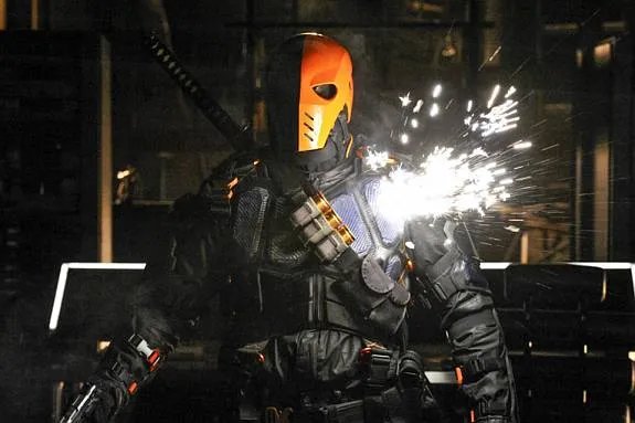 Szenenfoto aus der Episode %26bdquo;The Man under the Hood%26ldquo; der US-Serie %26bdquo;Arrow%26ldquo; &copy; The CW