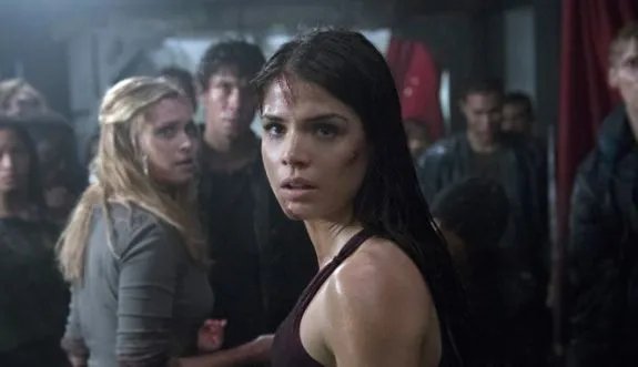 Zeigt Gefühle für den Grounder: Octavia (Marie Avgeropoulos). © The CW