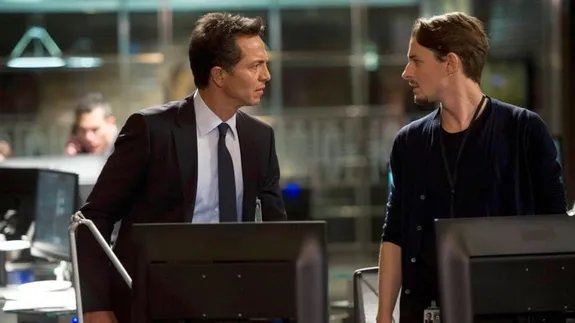 Verräter Navarro (Benjamin Bratt; l.) und IT-Wiz Jordan Reed (Giles Matthey). © FOX