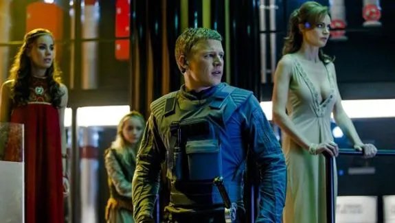 Retter der Menschheit: Der einfache Soldat Alex Lannen (Christopher Egan) &copy; Syfy