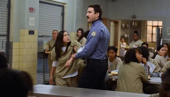 Pornstache (Pablo Schreiber) ist zurück und fackelt nicht lange. &copy; Netflix