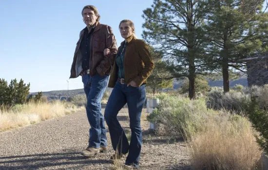 Vic (Katee Sackhoff) und Walt (Robert Taylor) in %26bdquo;Longmire%26ldquo; &copy; A%26amp;E