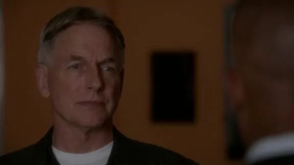 Behält einen kühlen Kopf: Der erfahrene Teamleiter Gibbs (Mark Harmon). &copy; CBS