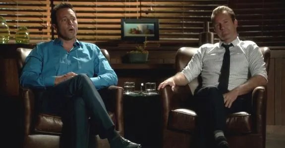 Steve und Danno bei der Eheberatung &copy; CBS