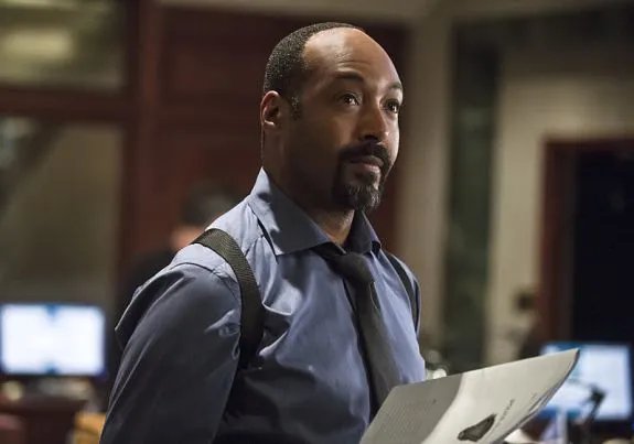 Ist besorgt um Barry: Detective Joe West (Jesse L. Martin). &copy; The CW