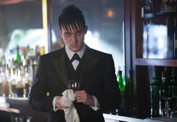 Szenenfoto aus der %26bdquo;Gotham%26ldquo;-Episode %26bdquo;Viper%26ldquo; &copy; FOX
